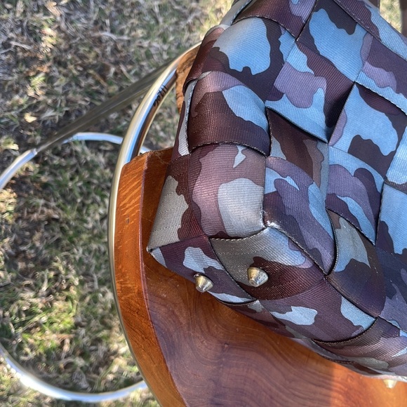 Harvey’s original seatbelt camo bag - Picture 8 of 16